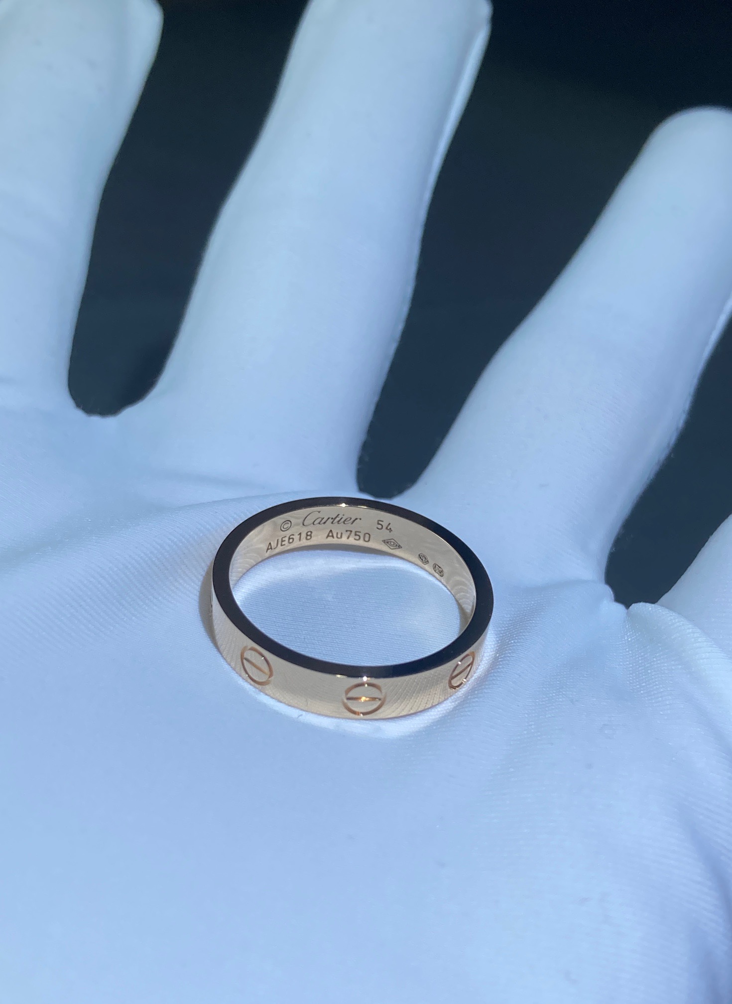 Love Ring 18k Gold