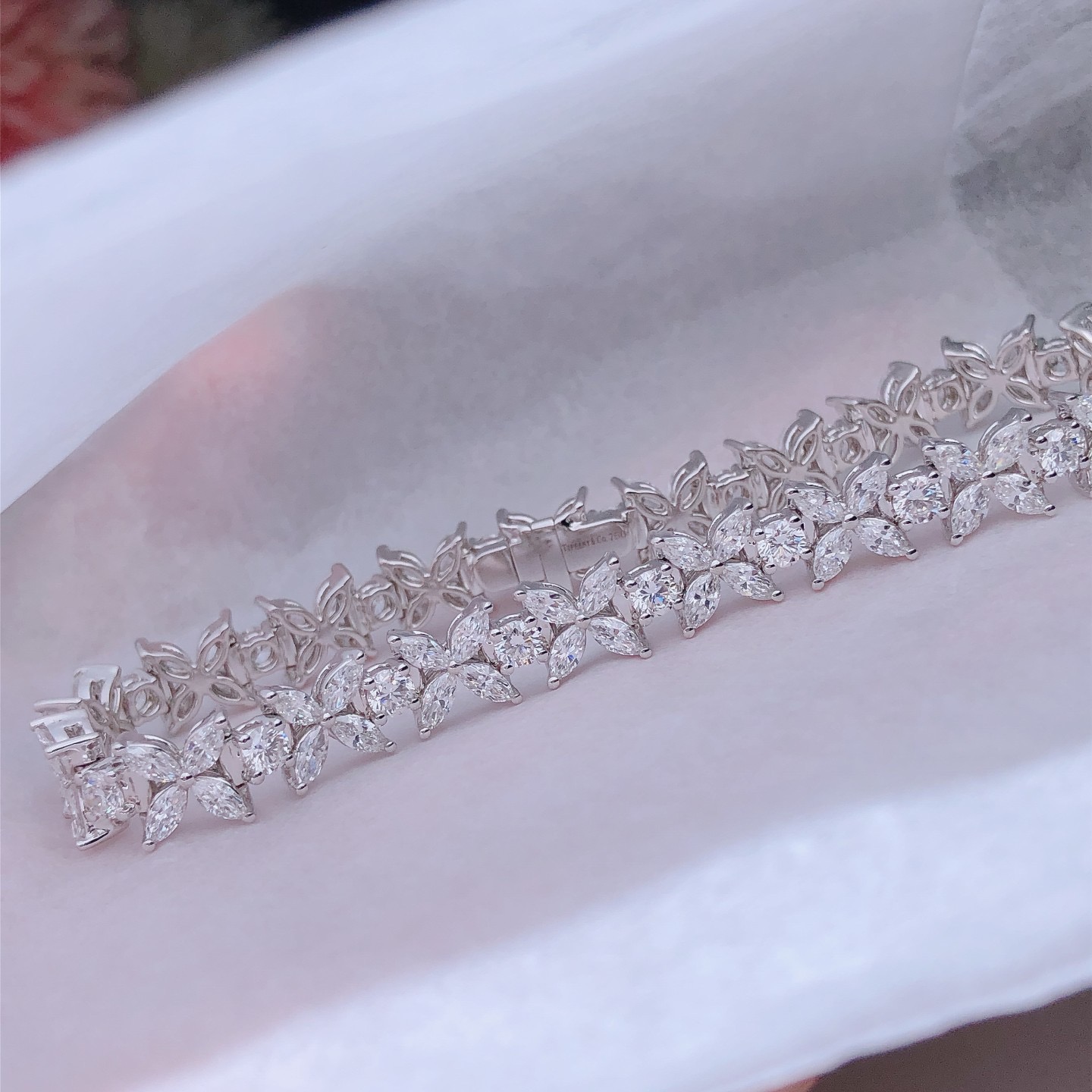Tiffany Narrow Alternating Bracelet White Gold With Diamond