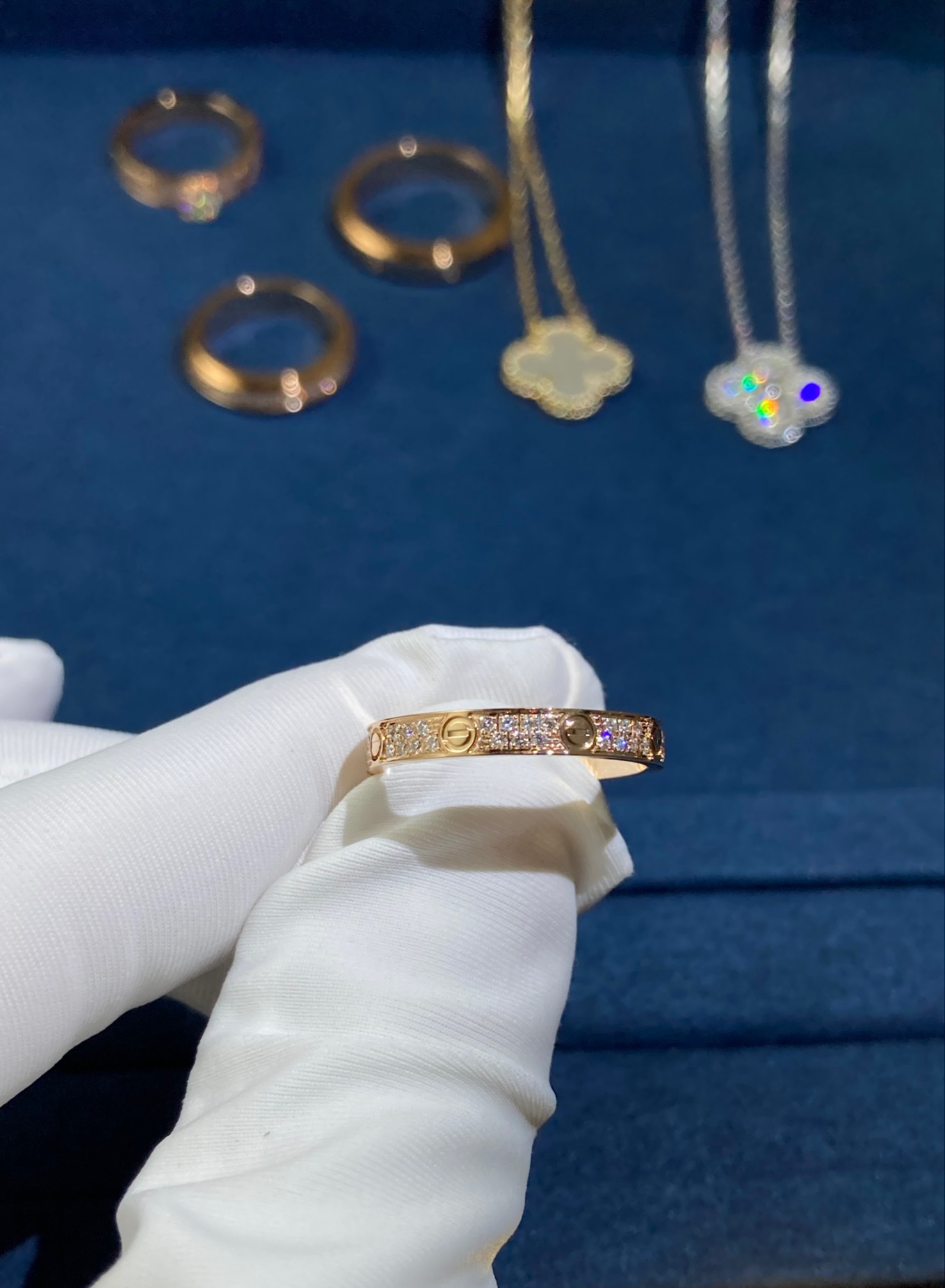 Love Ring Au750 18k Gold With Full Diamond