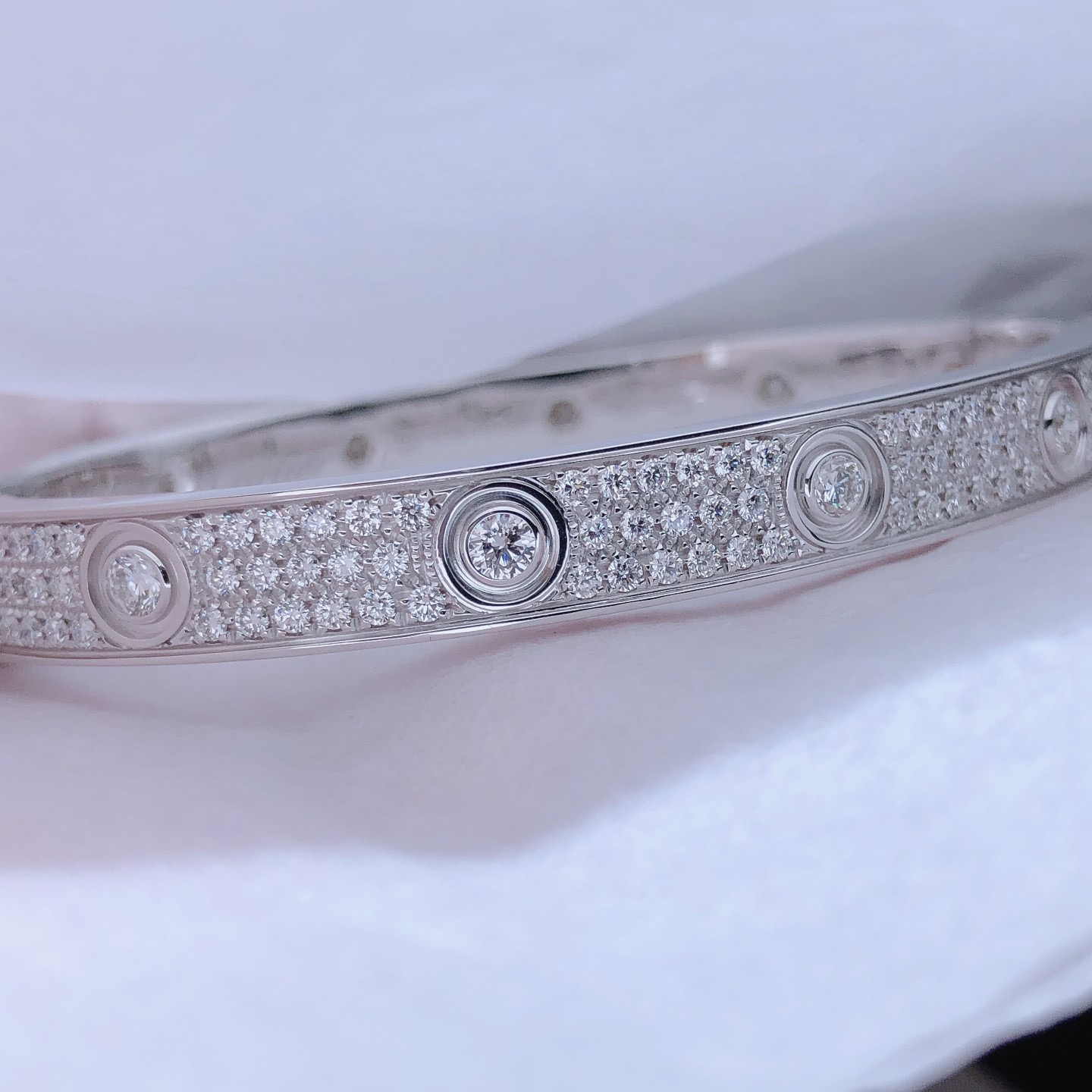 LOVE bracelet white gold 750 with full diamond