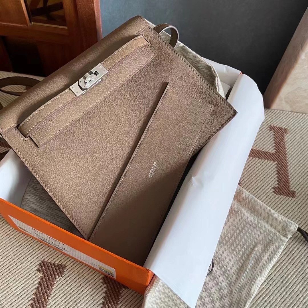 Saudi Arabia Riyadh HM kl Danse Evercolor D0 beige de weimer