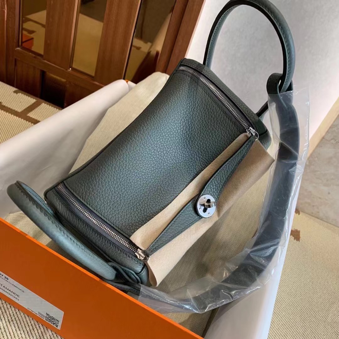 HM LD 26cm 63 Vert amande 杏仁绿 银扣