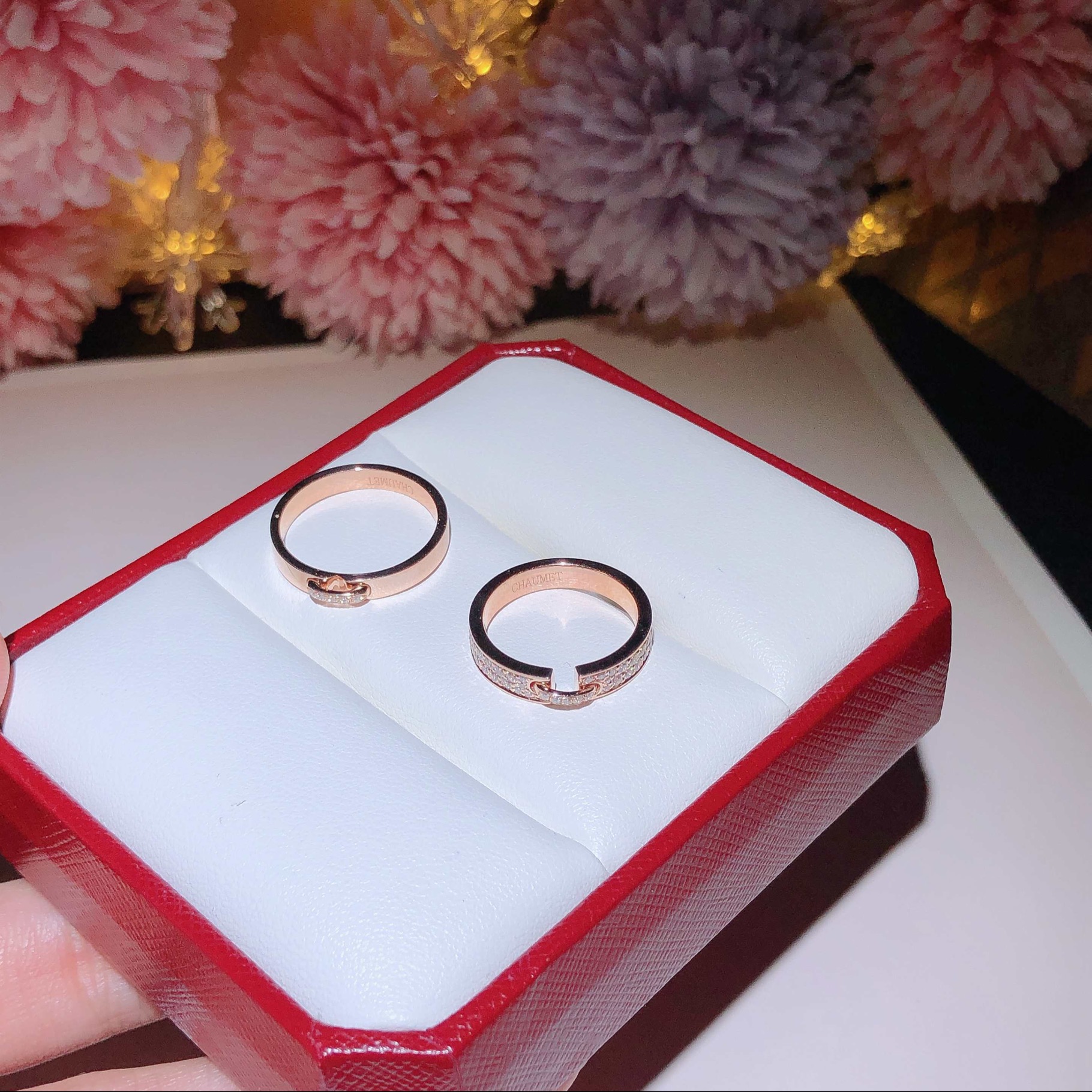 Chaumet Rings 对戒 18k金镶嵌天然钻石 喜欢的来订。