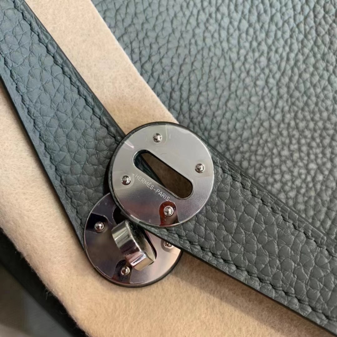 HM LD 26cm 63 Vert amande 杏仁绿 银扣