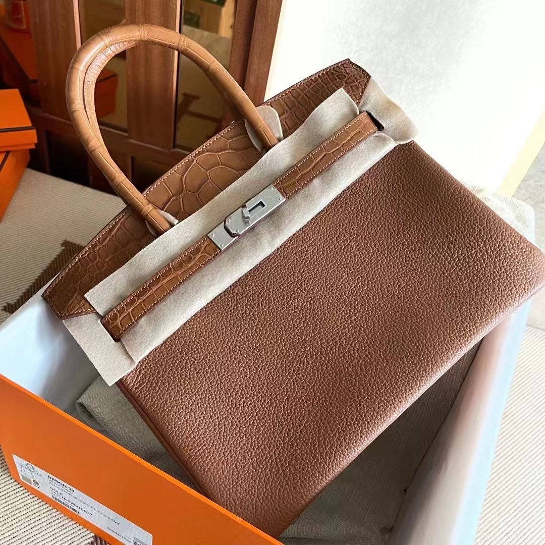 Expo 2020 Dubai HM BK Touch 25cm 37 Gold
