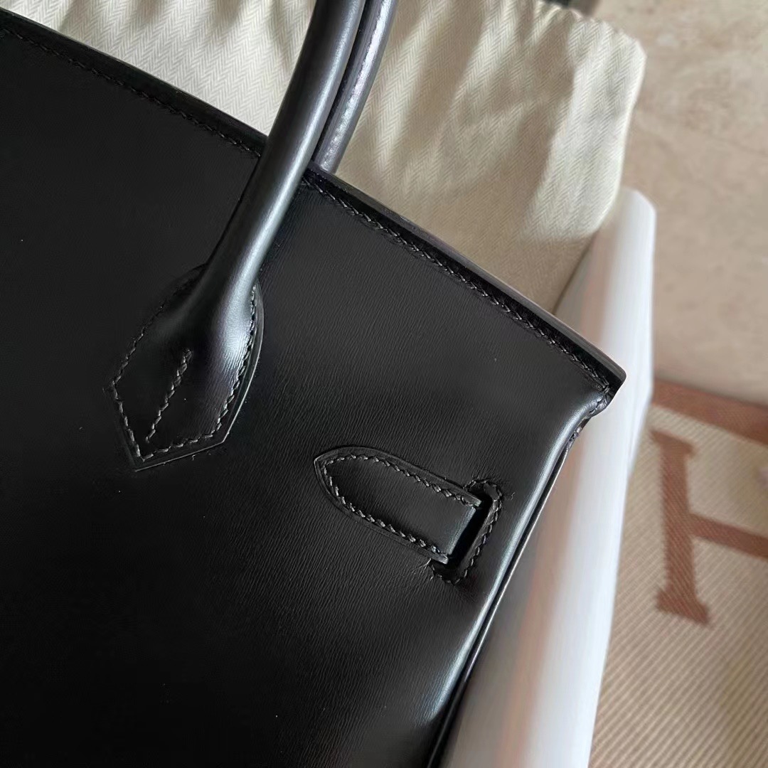 Hong Kong HM BK 30cm So Black