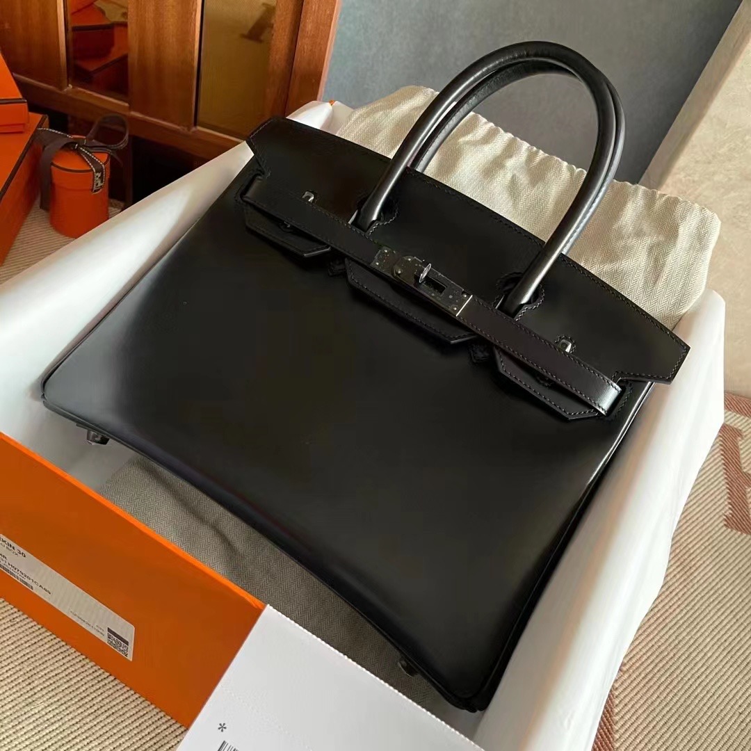 Hong Kong HM BK 30cm So Black