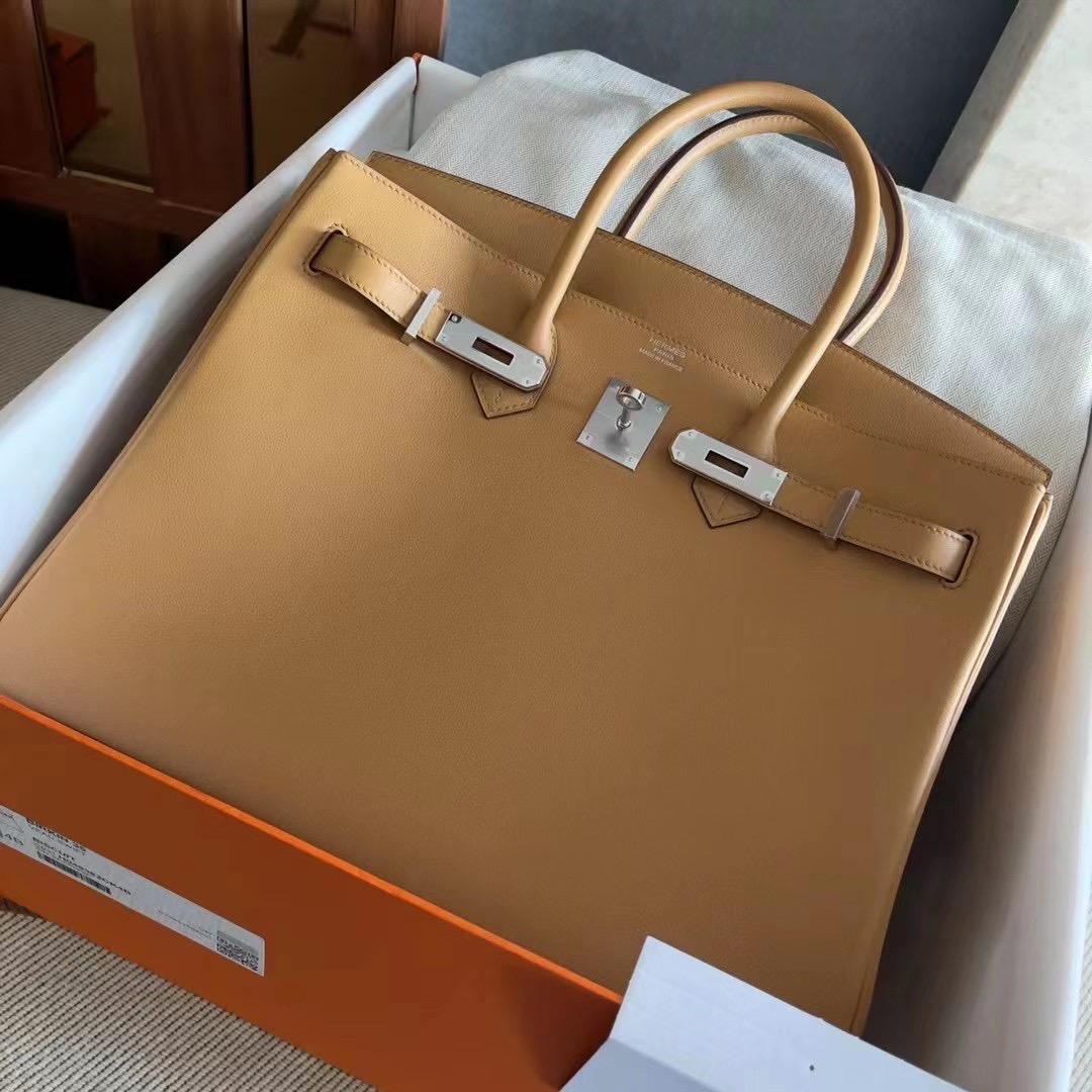 France HM BK  35 Swift  4B饼干色  银 Biscuit