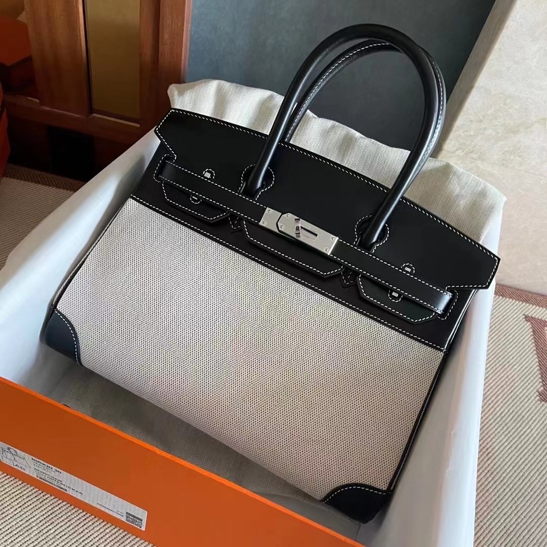Viet Nam Ha Noi HM BK  30  帆布拼BOX皮  黑银