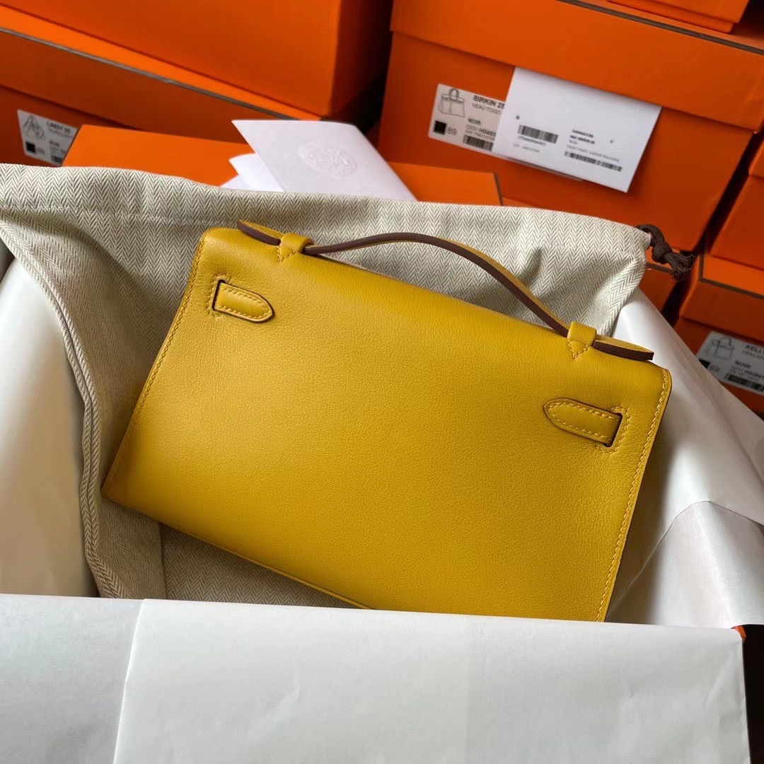 Hong kong hm KL pochette Swift皮 9D amber 琥珀黄 金扣