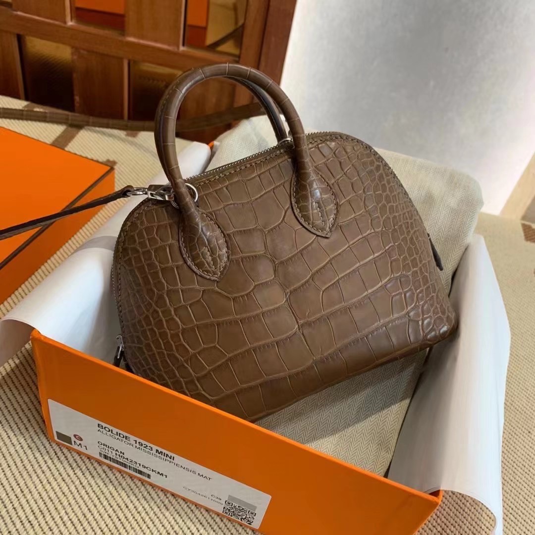 Qatar HM Bolide 1923 Mini Crocodile Leather M1 Origan