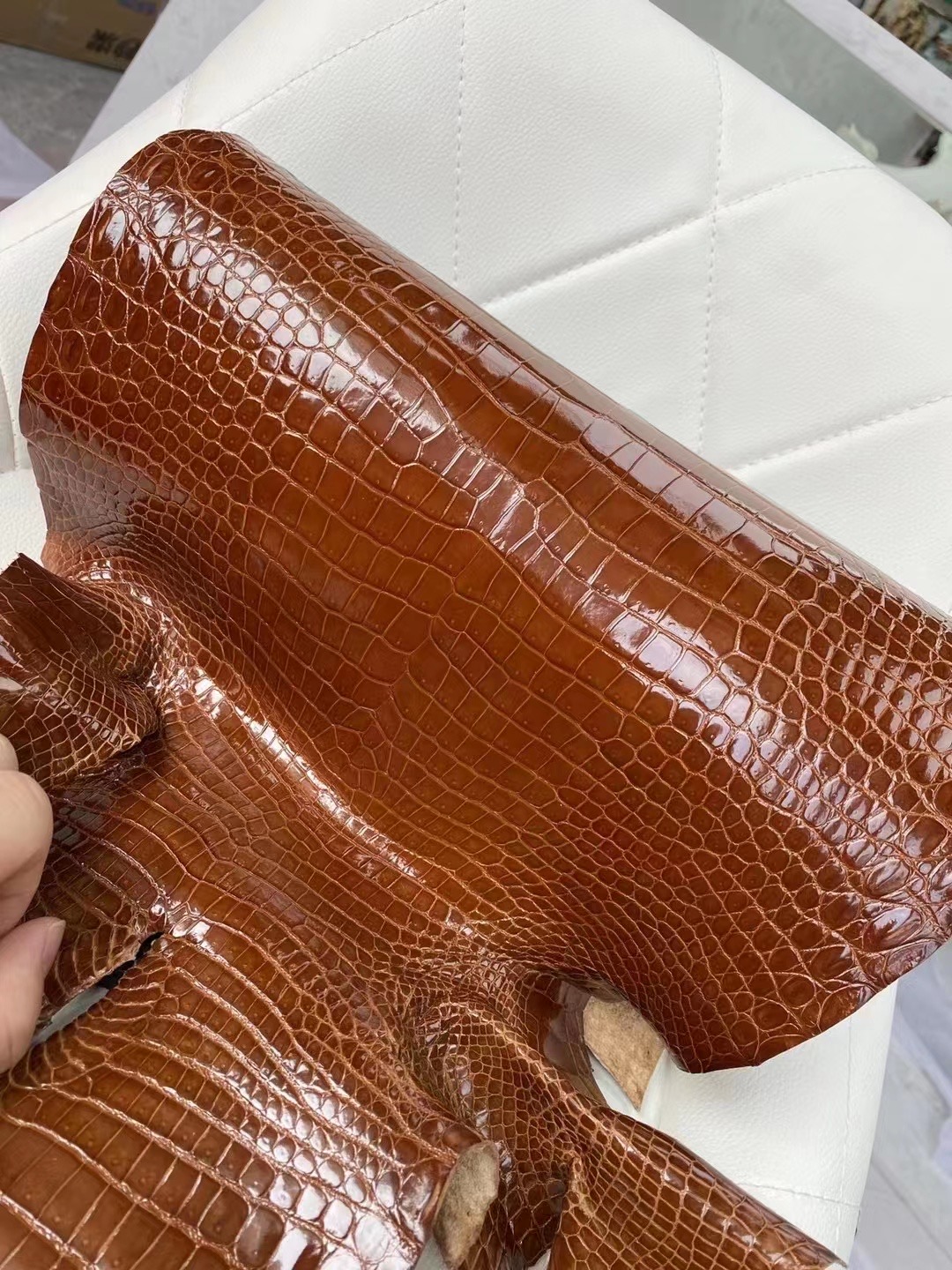 新到皮 亮面倒V 澳洲湾鳄🐊 31 Miel 蜜糖棕 Shiny porosus crocodile 🉑订制：BK 25cm、KL 25cm、接受订制👏