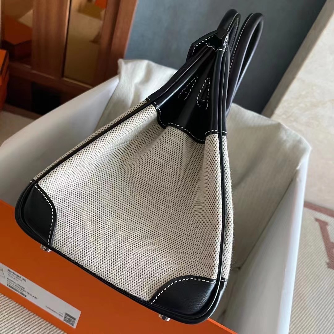 Viet Nam Ha Noi HM BK  30  帆布拼BOX皮  黑银