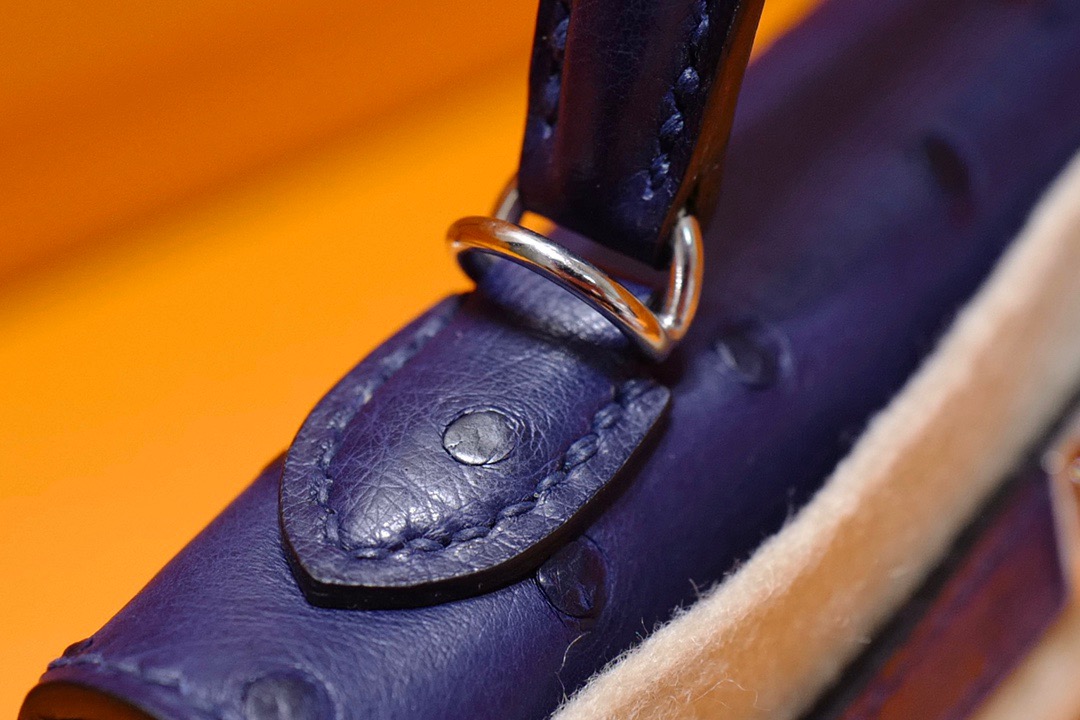 Hong Kong HM KL Pochette Ostrich S4 Deep Blue