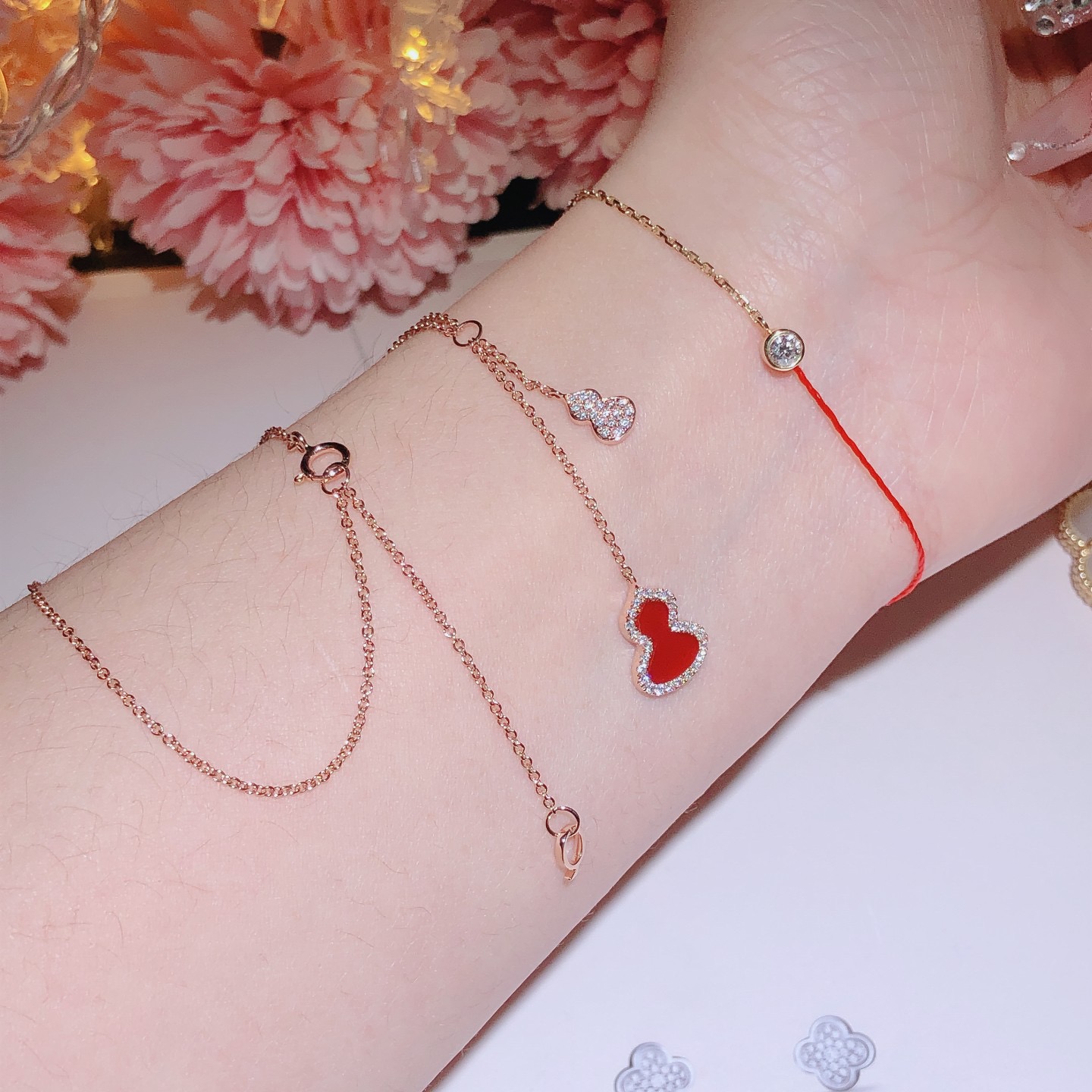 Qeelin Necklace 18k Gold 红玉髓葫芦项链 红玉髓镶嵌天然钻石 喜欢的来订。