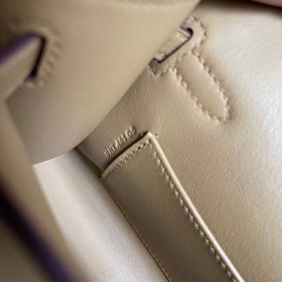 KL pochette swift 4B biscuit 饼干色  金
