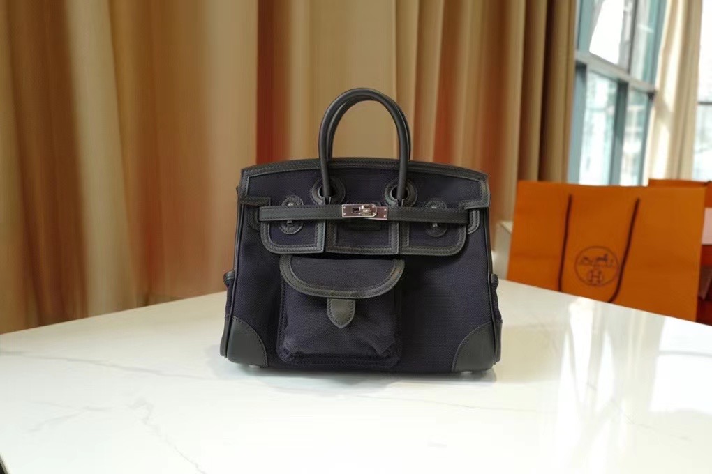 VIP一级品 BK 25cm cargo 布包 黑色/银扣 手工缝制