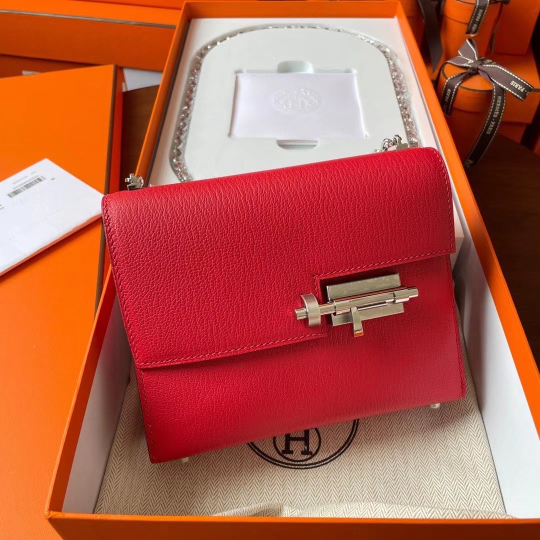 现货VR mini 17cm Chèvre 山羊皮 Q5国旗红 银扣