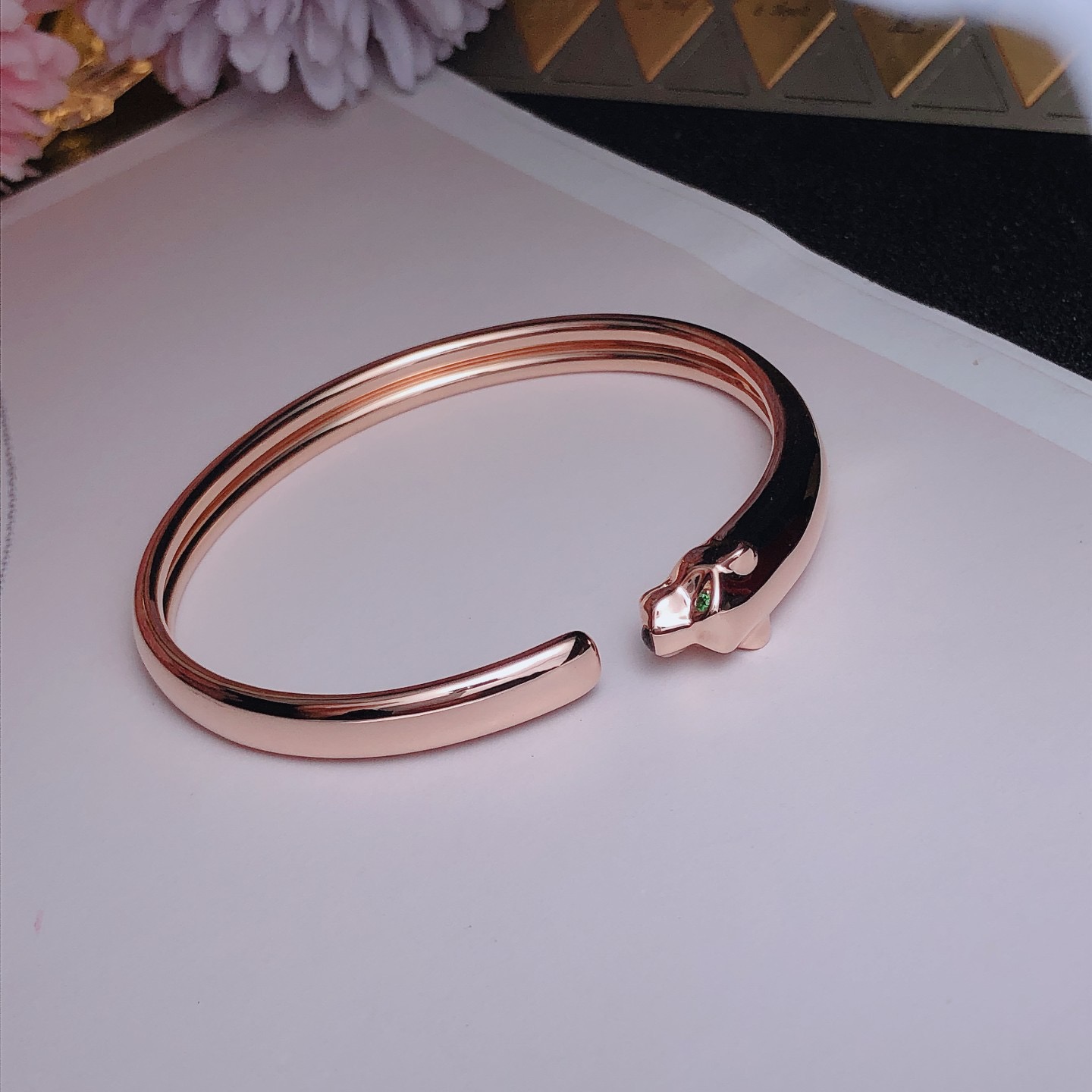 Bracelet 光金豹子手镯 18k金 喜欢的来订。