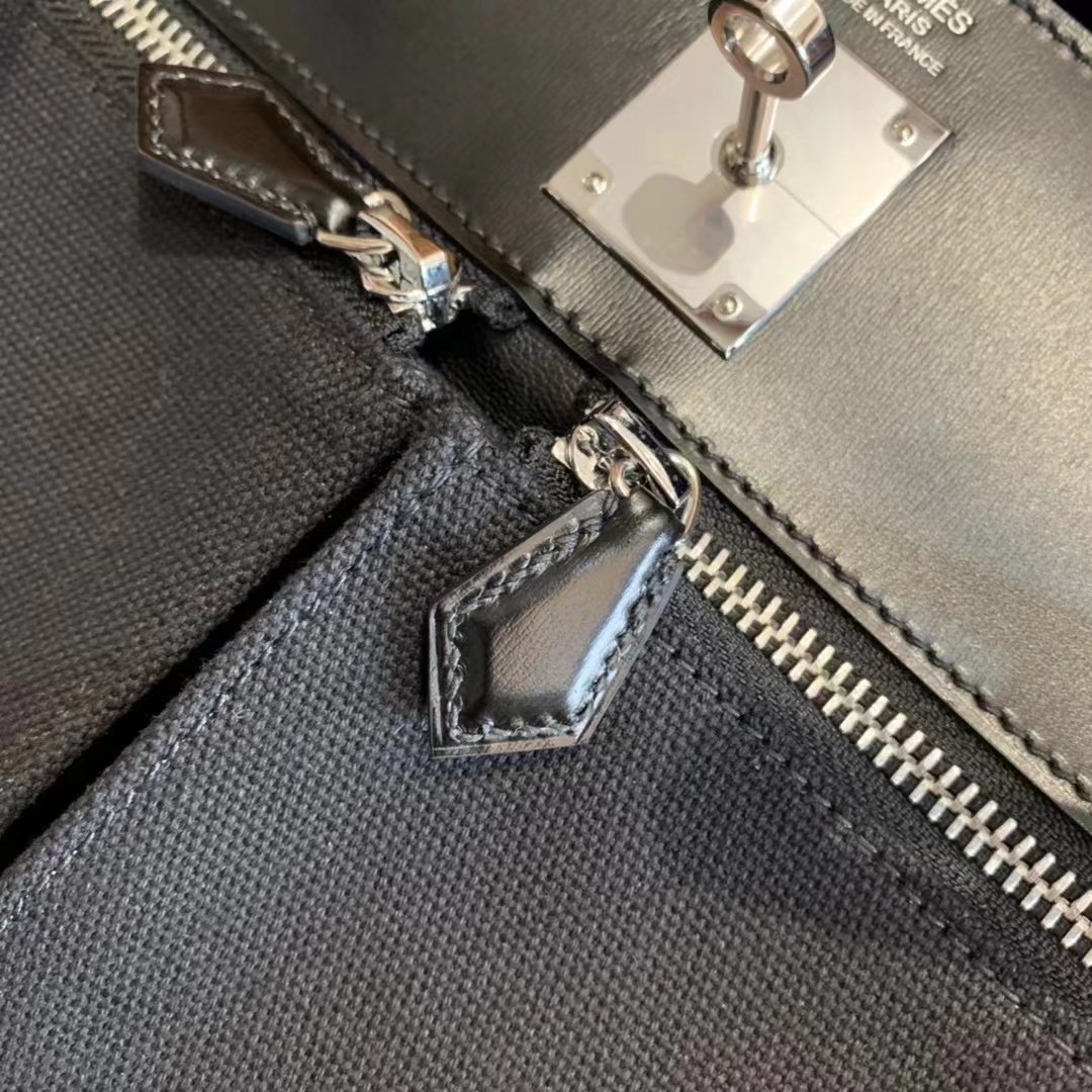 HM KL Lakis 32cm Noir 89 Veau Swift