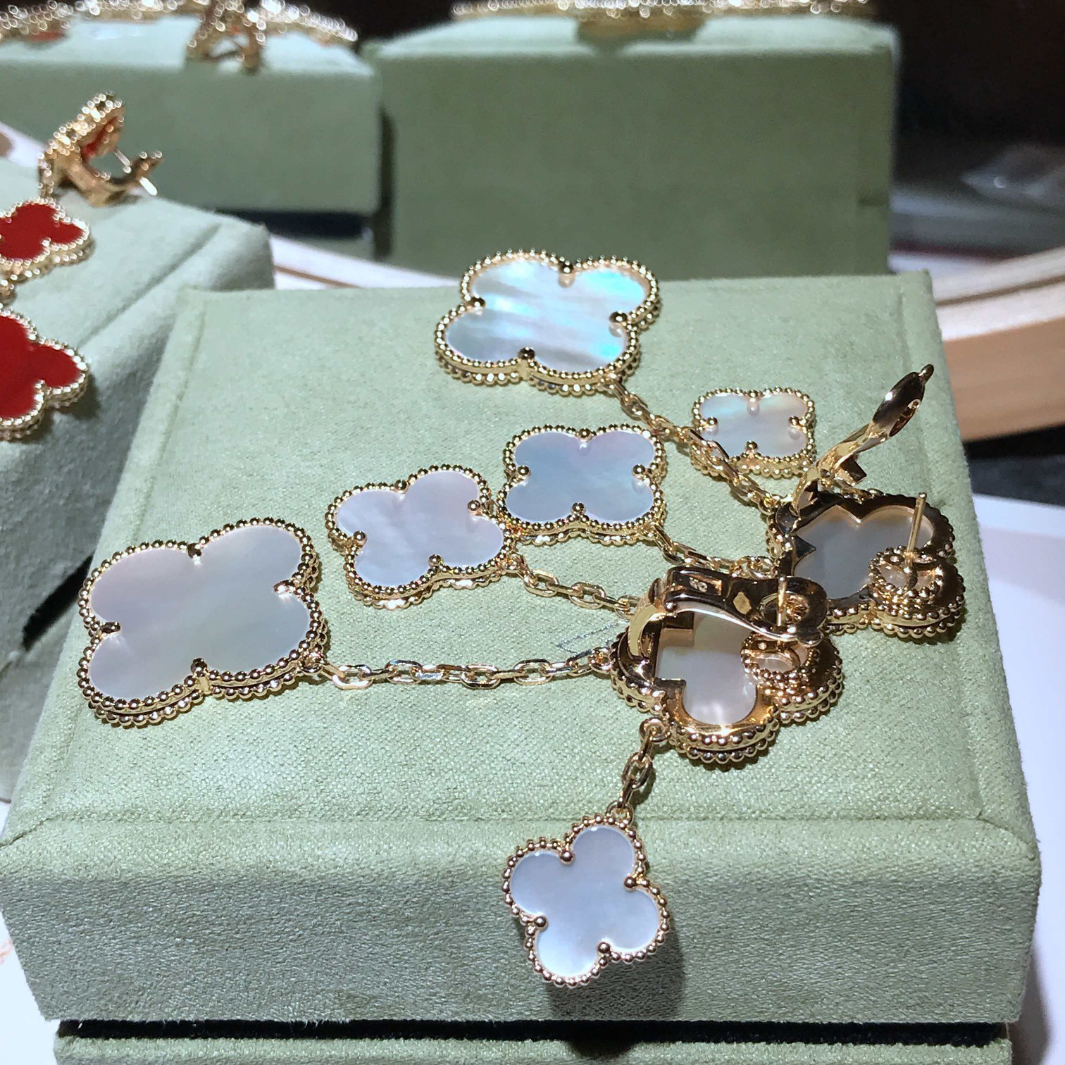 Hong Kong VCA Magic Alhambra earrings 4 motifs
