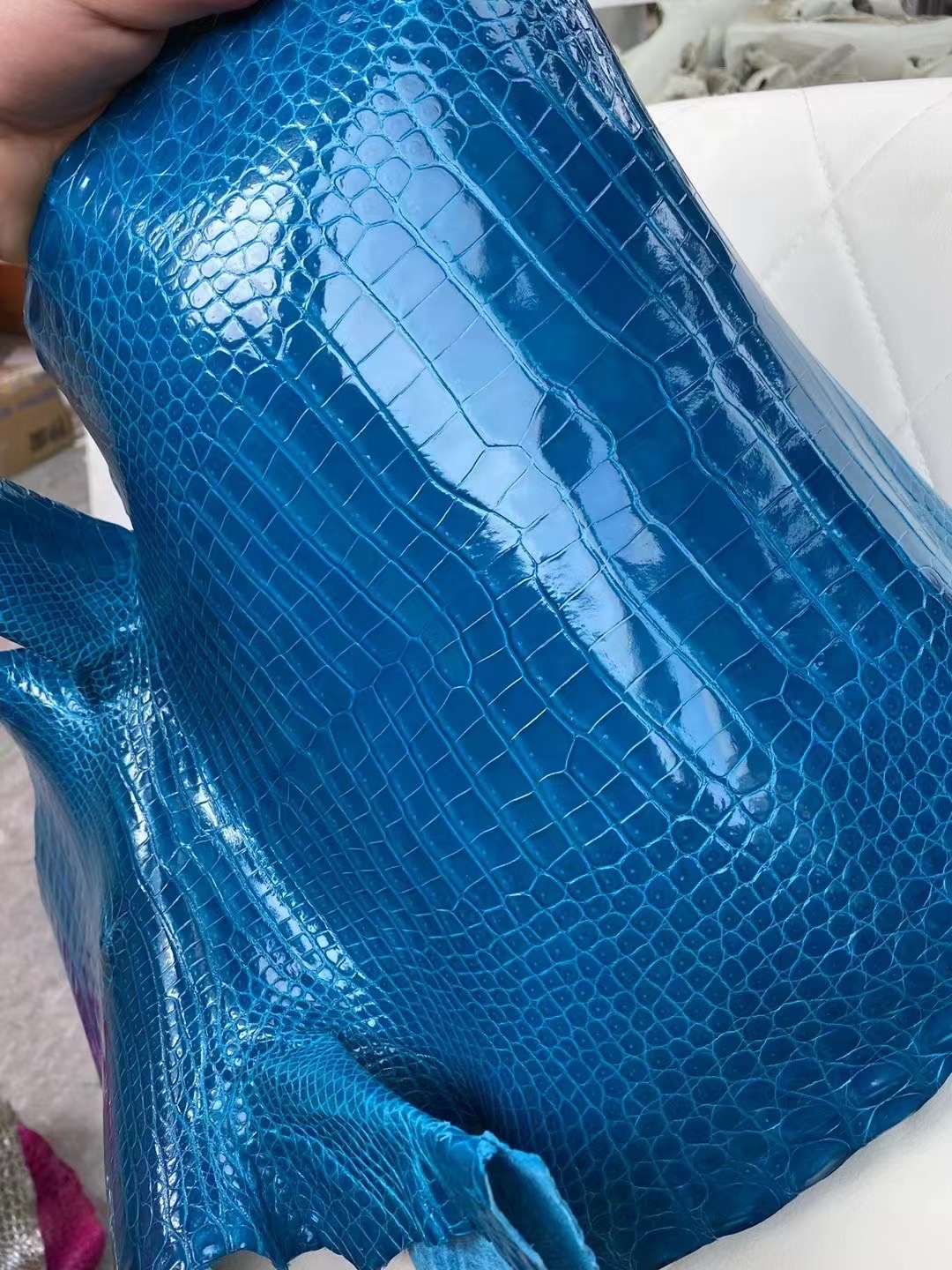 新到皮 亮面倒V 澳洲湾鳄🐊 7W Blue Izmir 伊兹密尔蓝 Shiny porosus crocodile 🉑订制：BK 25cm、KL 25cm、接受订制👏