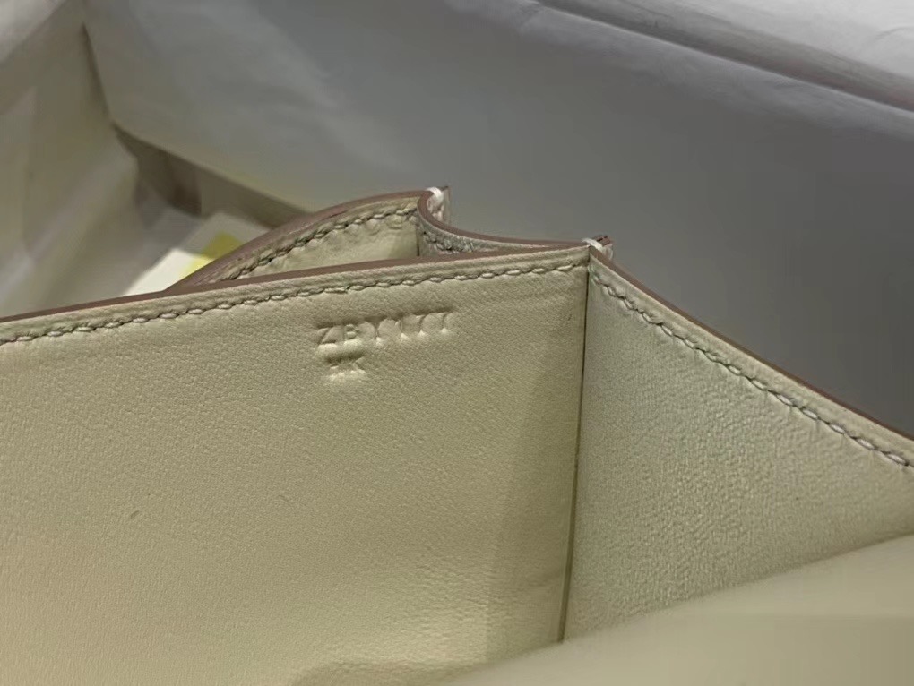 VIP一级品 constance 19cm EPSOM 皮 Craie 10 奶昔白/玫瑰金 手工缝制 臻品鉴赏