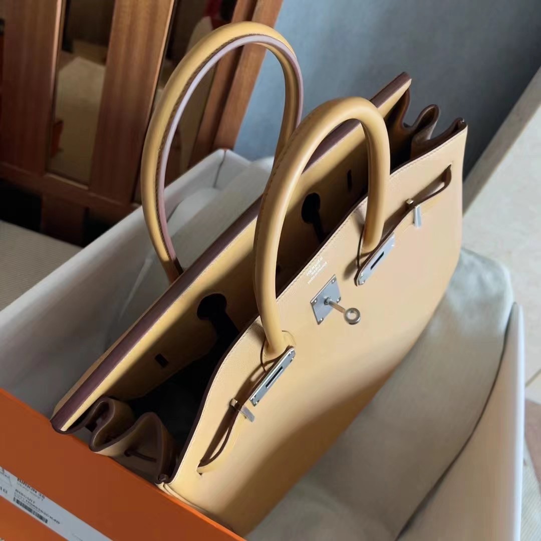 France HM BK  35 Swift  4B饼干色  银 Biscuit