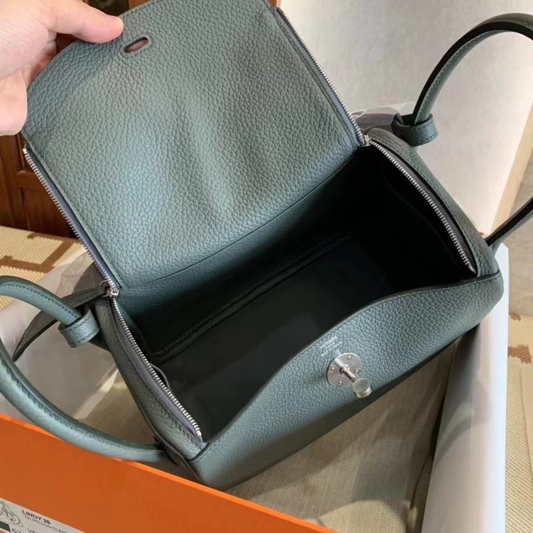 HM LD 26cm 63 Vert amande 杏仁绿 银扣