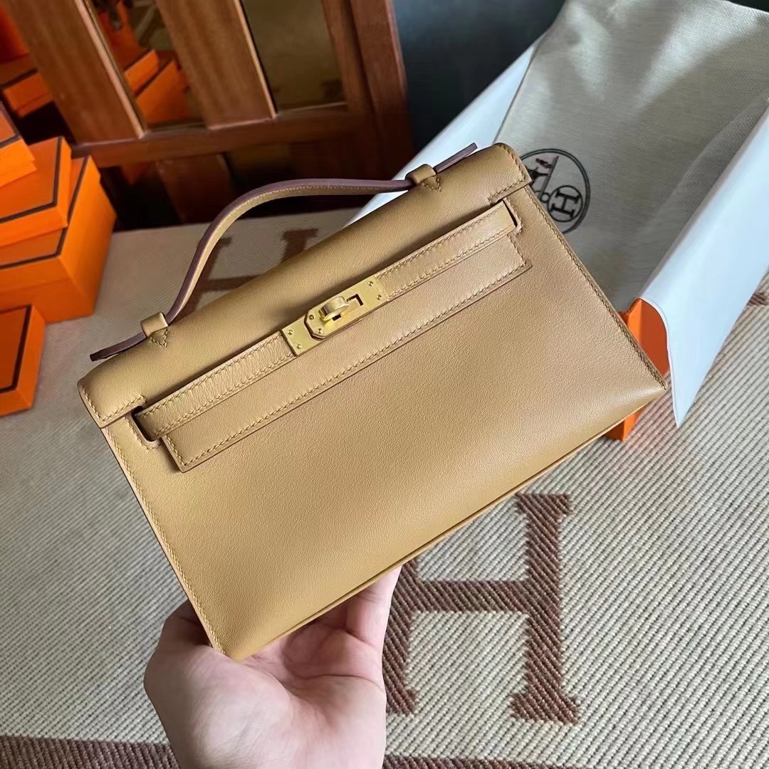 KL pochette swift 4B biscuit 饼干色  金