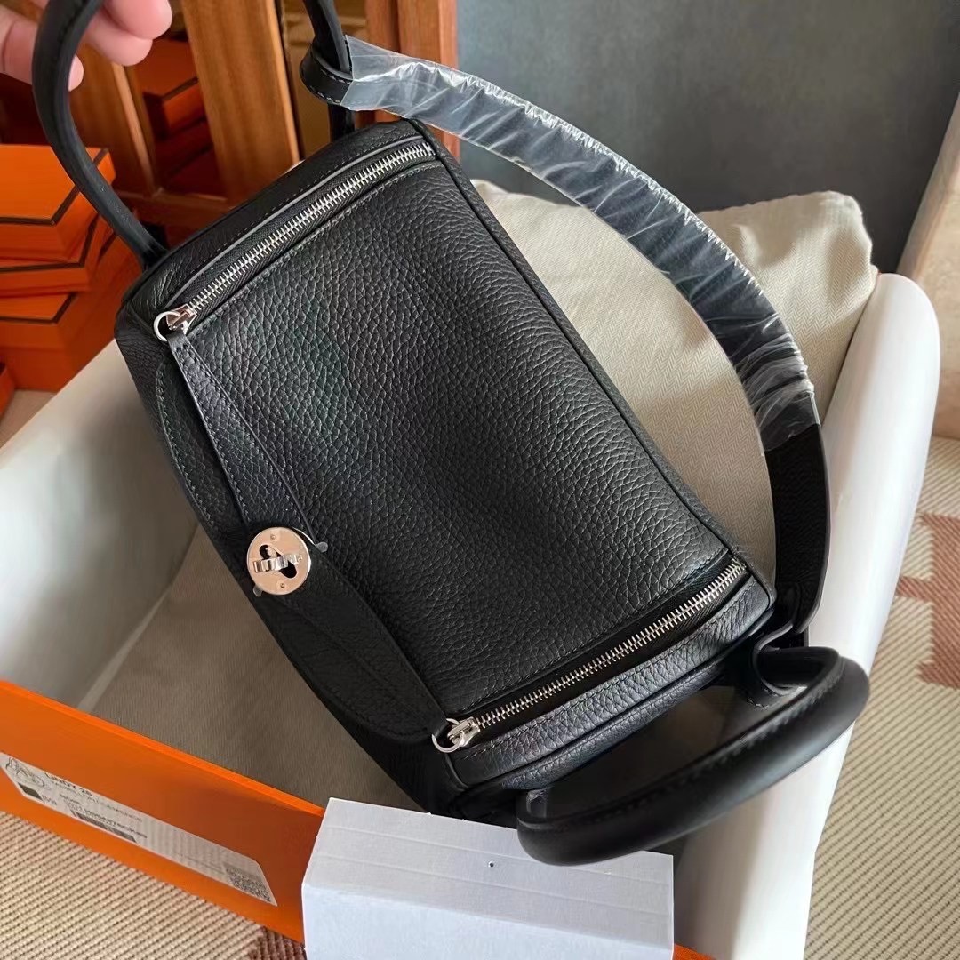 Tower Hamlets, London UK Britain HM LD Mini 26cm CK89黑色 taurillon Clemence leather
