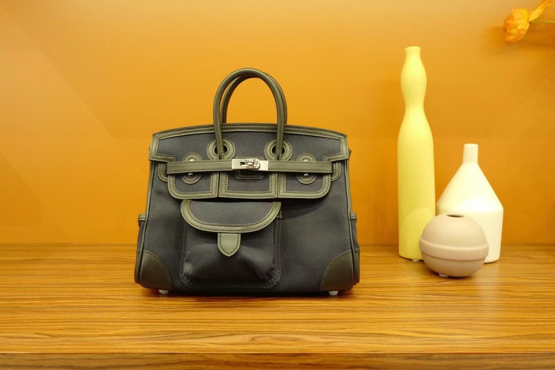 VIP一级品 BK 25cm cargo 布包 黑色/银扣 手工缝制