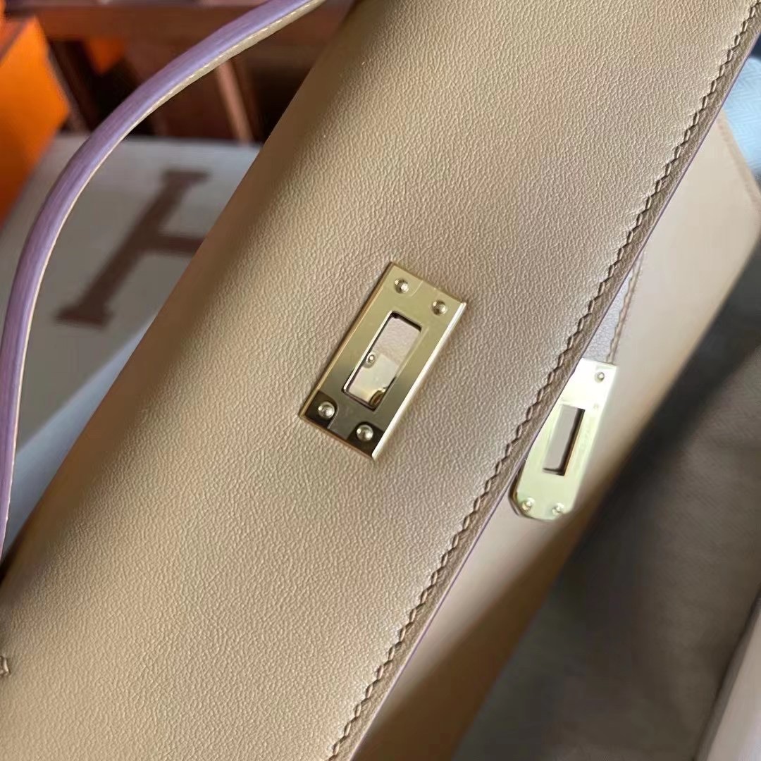 KL pochette swift 4B biscuit 饼干色  金