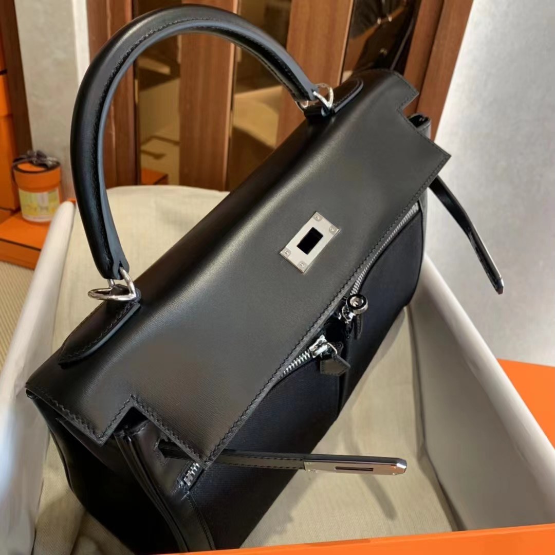 HM KL Lakis 32cm Noir 89 Veau Swift