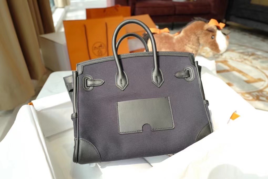 VIP一级品 BK 25cm cargo 布包 黑色/银扣 手工缝制