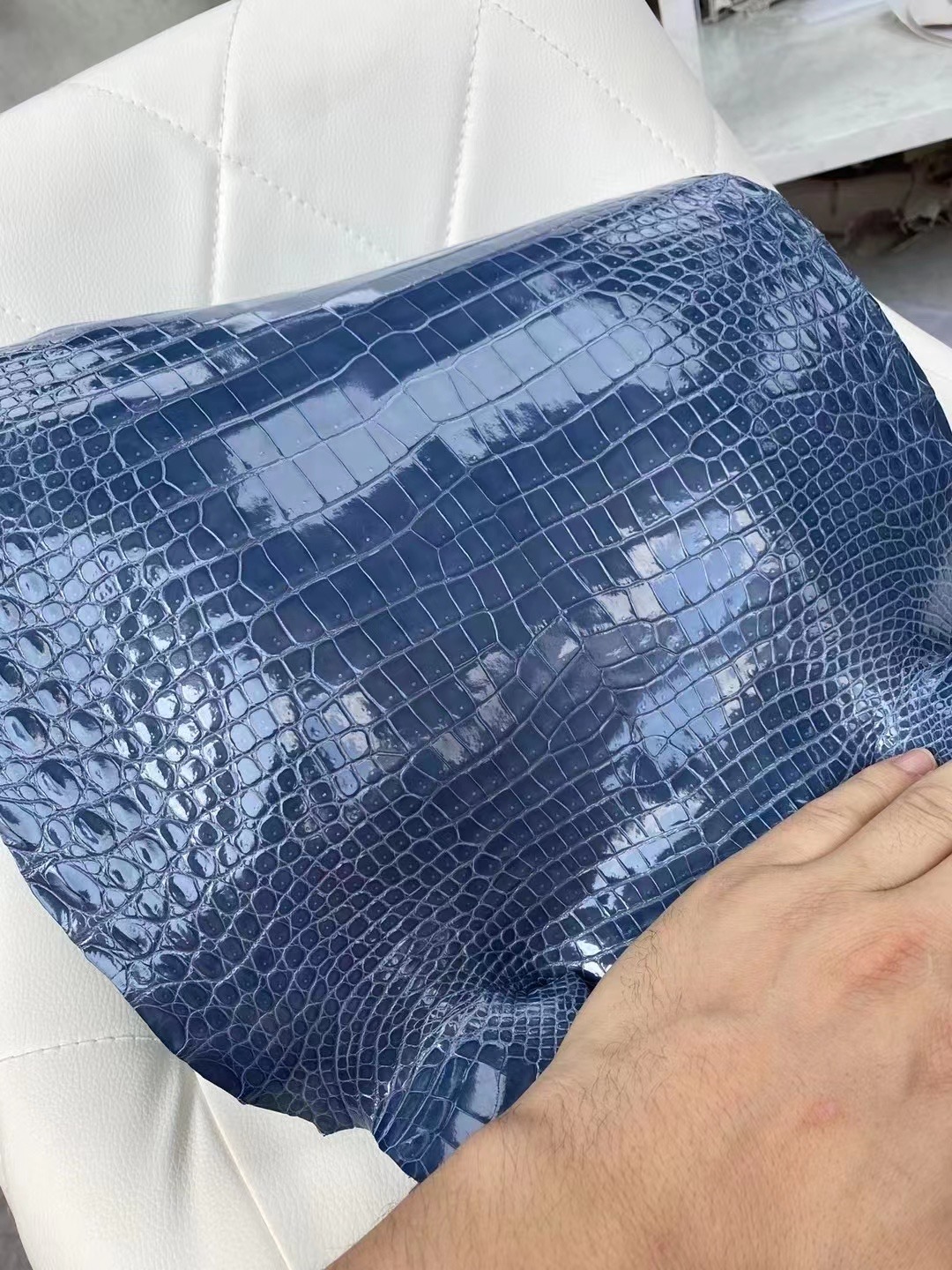新到皮 亮面倒V 澳洲湾鳄🐊 N7 Blue Tempete 风暴蓝 Shiny porosus crocodile 🉑订制：BK 25cm、KL 25cm、接受订制👏
