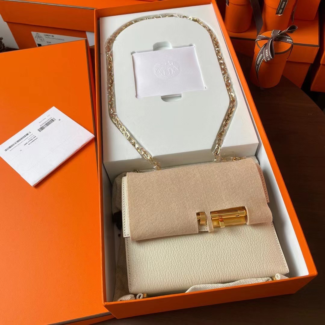 France hm 现货VR mini 17cm Chèvre 山羊皮 10 craie 奶昔白 金扣
