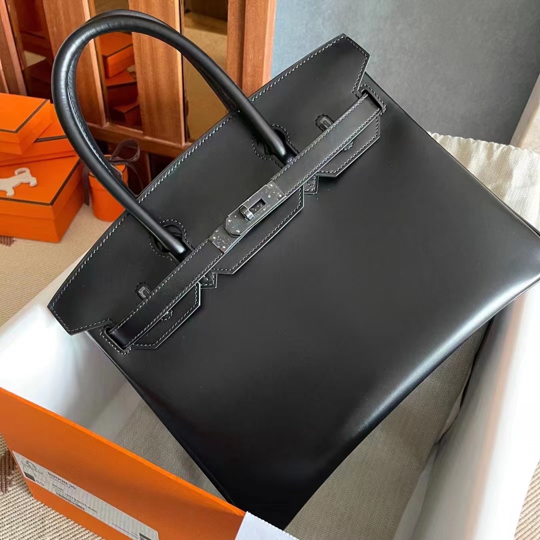 Hong Kong HM BK 30cm So Black