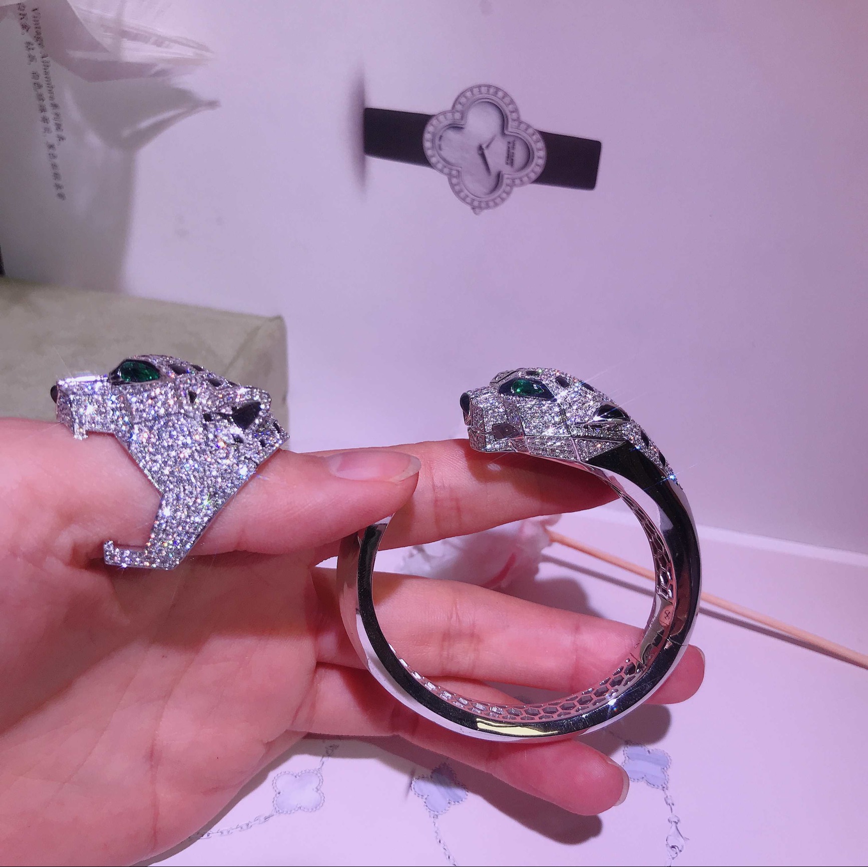 PANTHÈRE DE CARTIER RING AND BRACELET