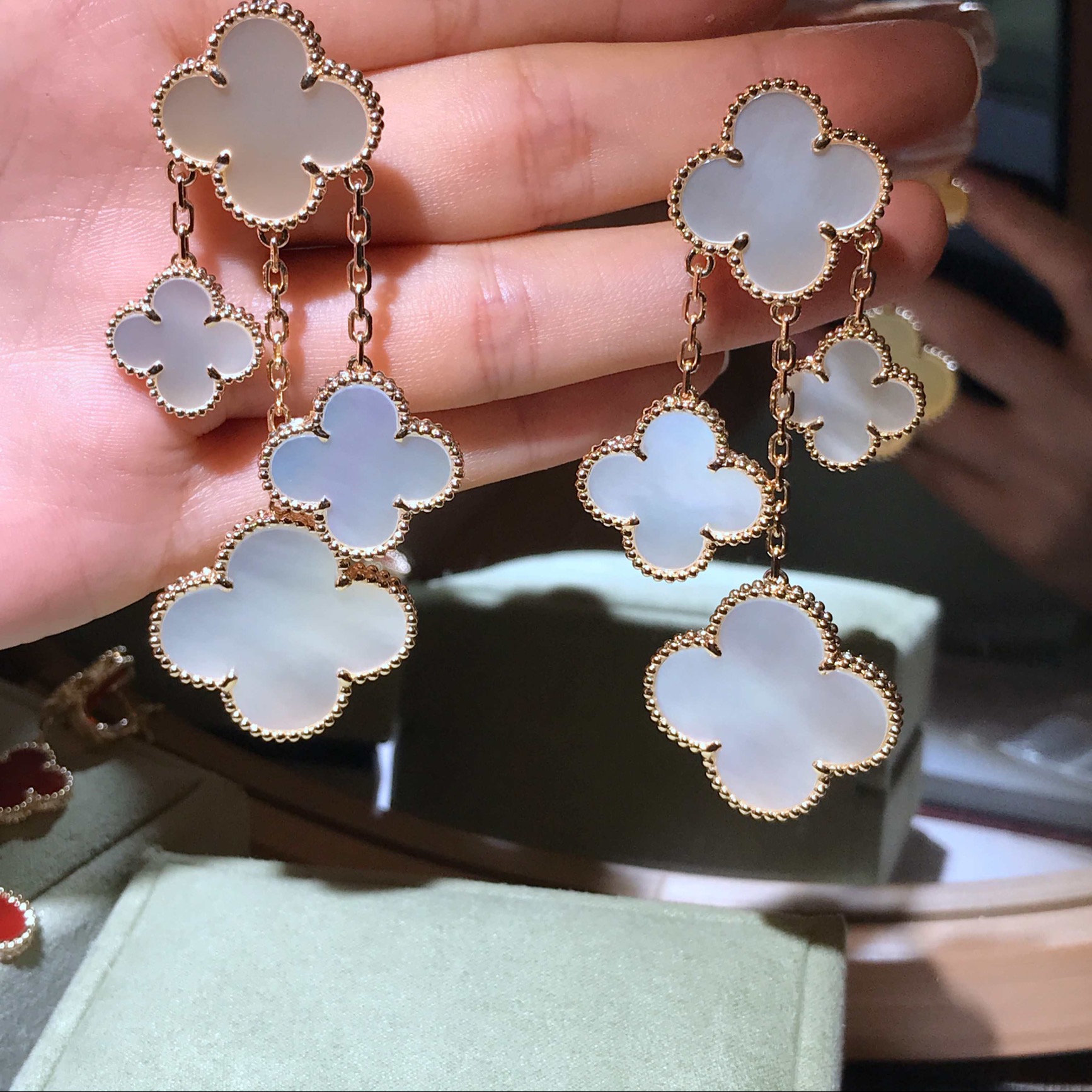 Hong Kong VCA Magic Alhambra earrings 4 motifs