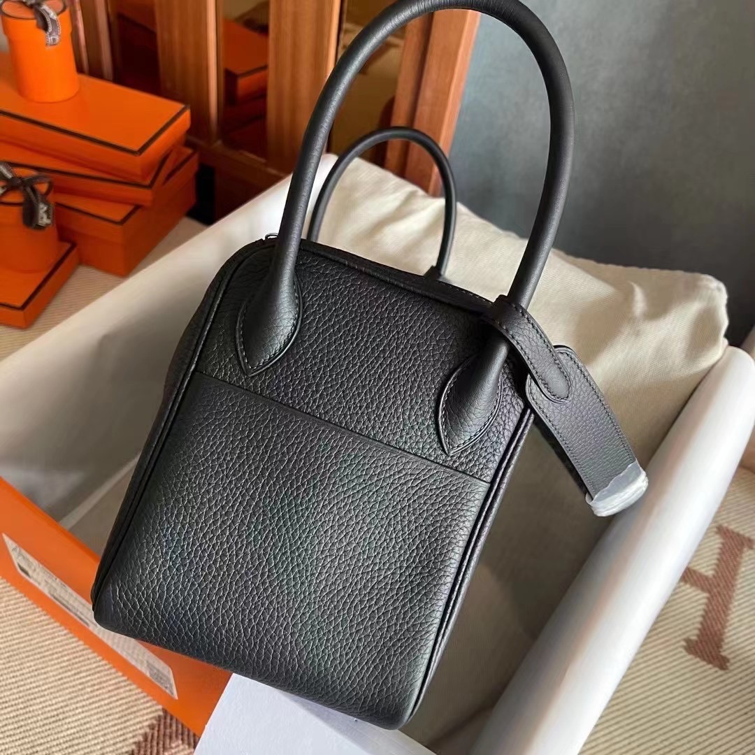 Tower Hamlets, London UK Britain HM LD Mini 26cm CK89黑色 taurillon Clemence leather