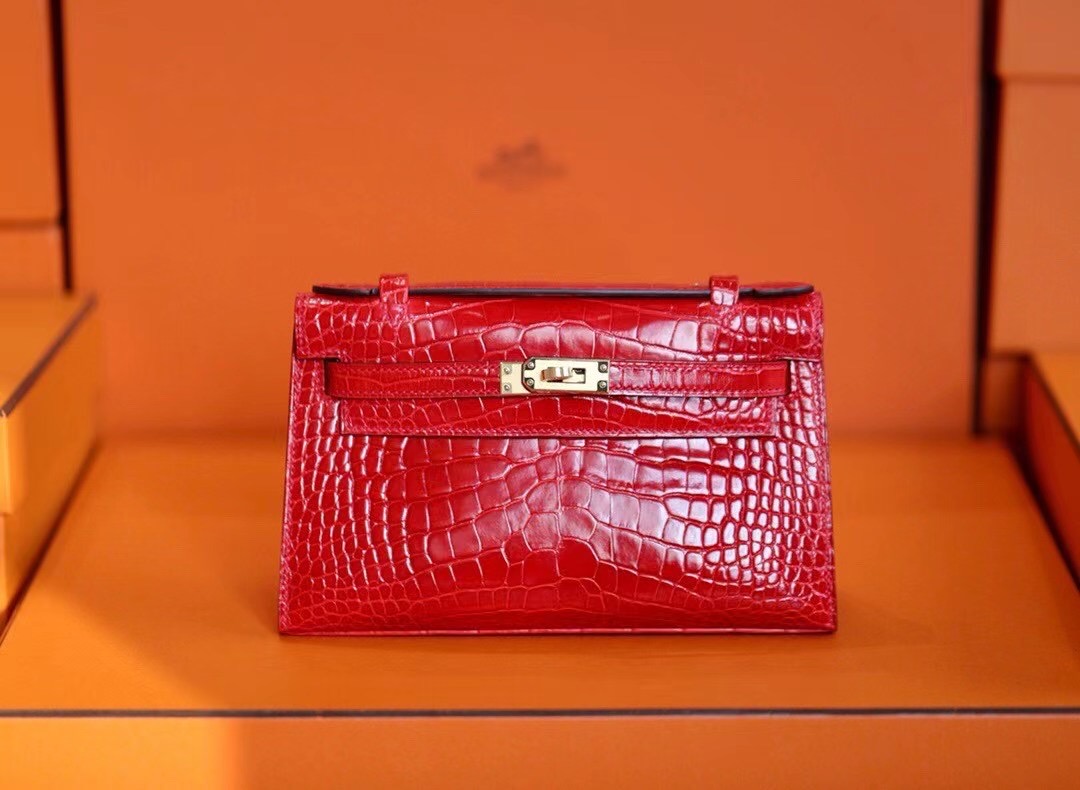 HM Crocodile Leather 9D Amber, 6Q Emerald, 8L Beton, 7Q Blue Mykonos, 95 Braise, J5 Rose Sheheraradez , W0 Vert Bosphore, 89 Noir, 67 Vert Fonce, M3 Blue Encre