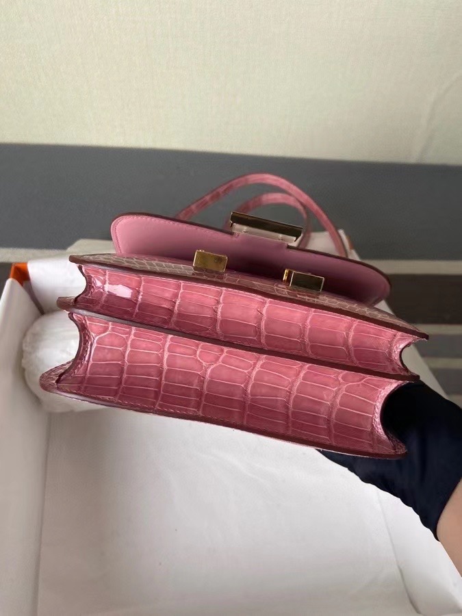 Constance 19｜Alligator/美洲鳄  方块♦ 樱花粉🌸🪐金扣  Shinny 亮面