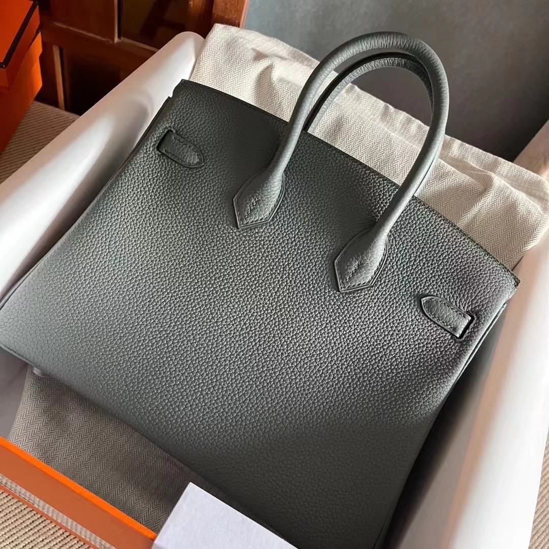 Tower Hamlets London UK Britain HM BK 25cm CC63 Vert Amande 杏绿色 PHW