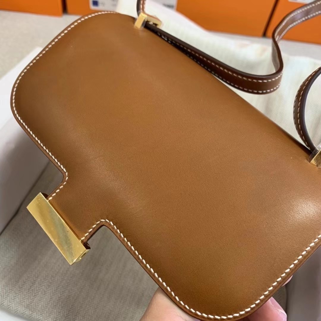 Constance 19 马鞍皮 saddle leather 37 gold