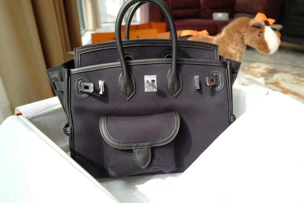 VIP一级品 BK 25cm cargo 布包 黑色/银扣 手工缝制