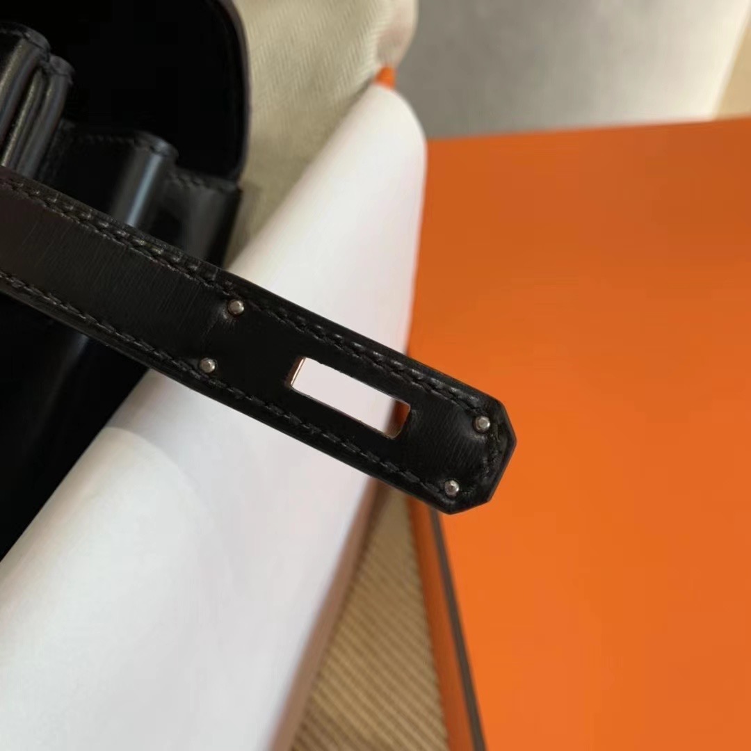 HM KL Lakis 32cm Noir 89 Veau Swift