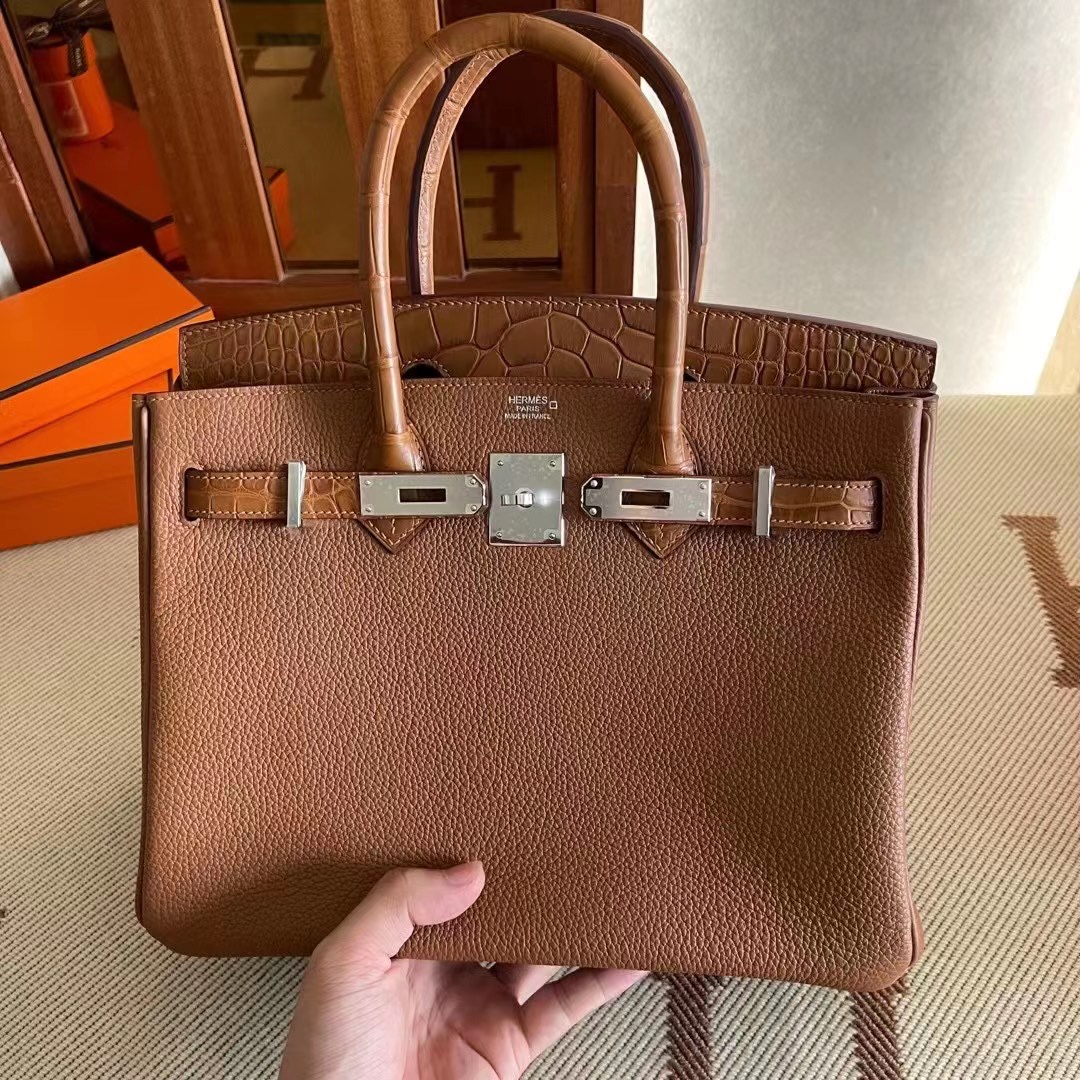 Expo 2020 Dubai HM BK Touch 25cm 37 Gold