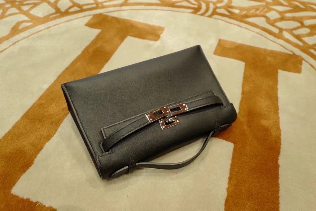 Qatar Dubai HM KL pochette 22 Swift Noir 89黑色