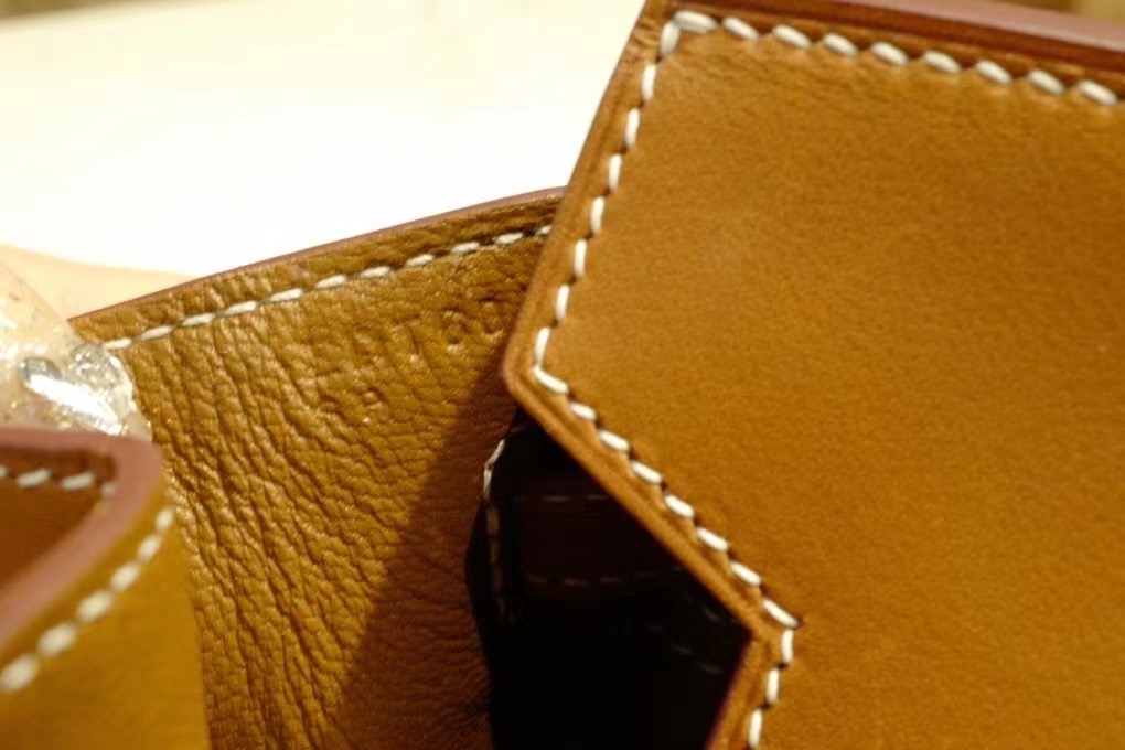 HM VIP BK 25cm togo Saddle Leather Gold Canvas / Phw